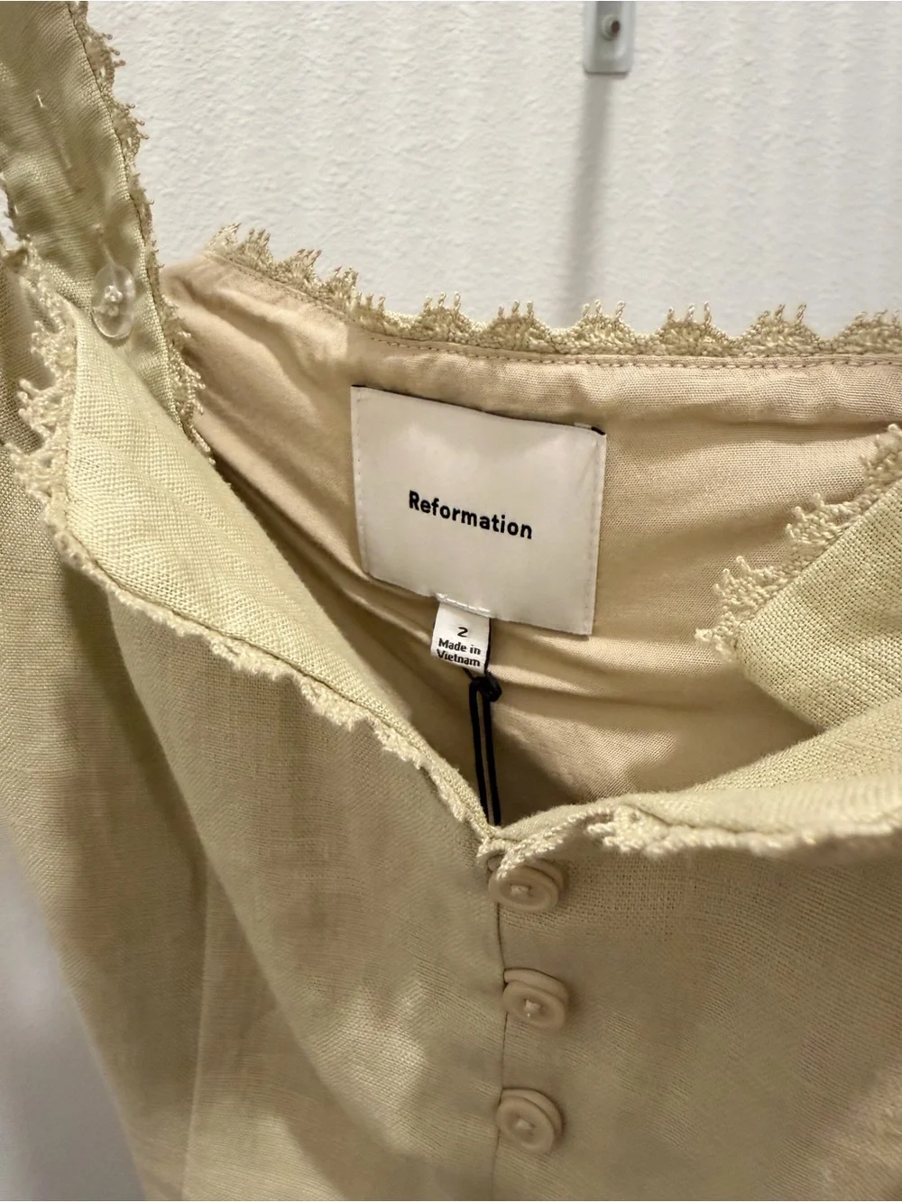 Reformation Pistachio Linen Button-Front Top - Picture 2 of 8